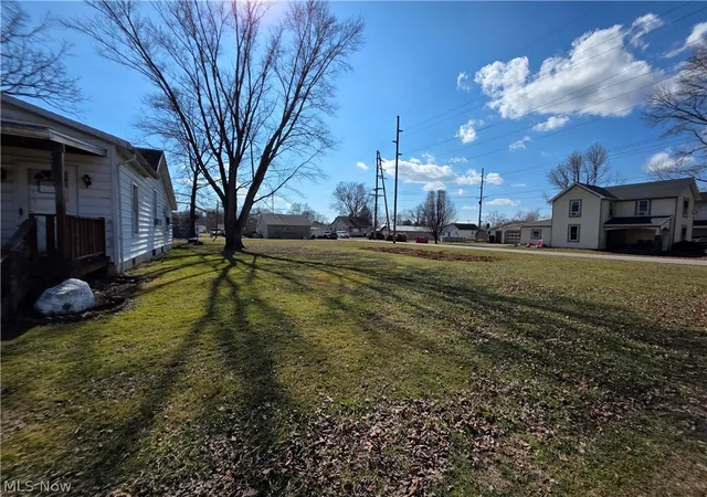 4th image of 6910 Elm St, East Fultonham, OH 43735 | MLS# 5190346