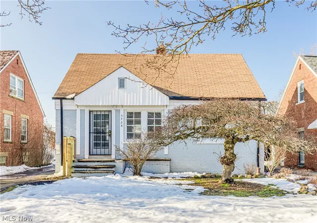 Homes for sale in Maple Heights, OH | 5728 South Blvd, Maple Heights, OH 44137 | MLS# 5187594