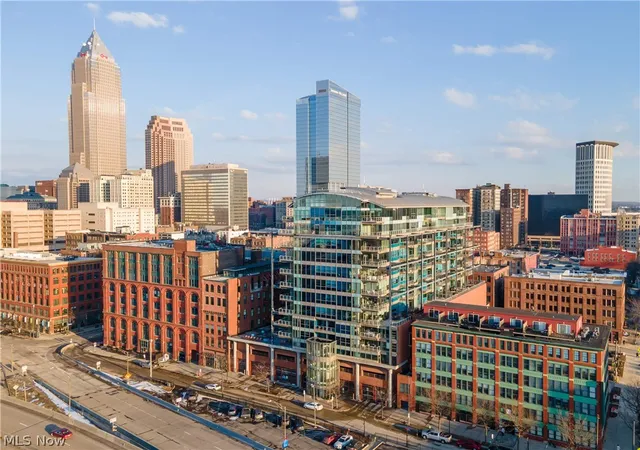 2nd image of 701 W Lakeside Ave #803, Cleveland, OH 44113 | MLS# 5190472