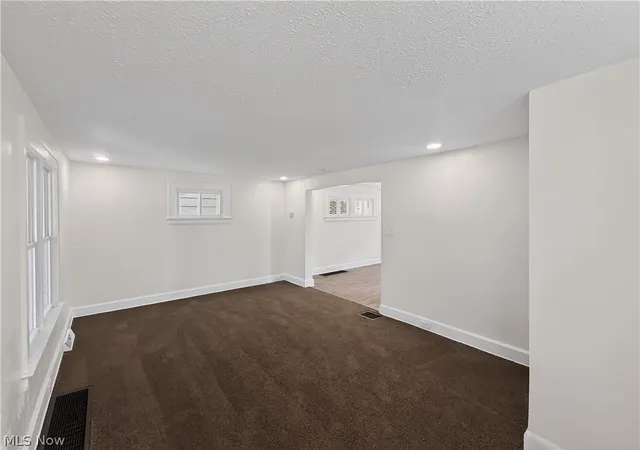 Homes for sale in Cleveland, OH | 3235 W 94Th St, Cleveland, OH 44102 | MLS# 5190629