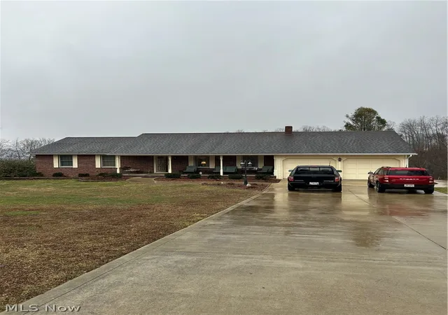 Single family home for sale at 73323 Old Twenty One Rd, Kimbolton, OH 43749 | MLS# 5190895