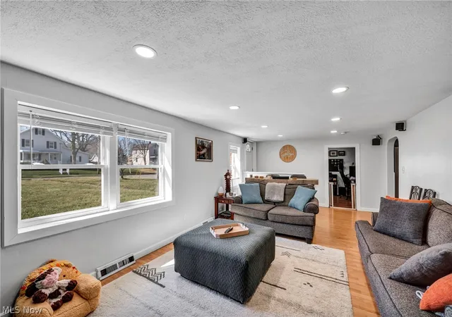 Homes for sale in Alliance, OH | 717 Garfield Ave, Alliance, OH 44601 | MLS# 5191241