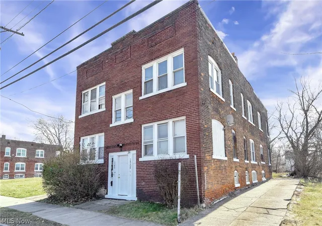 Homes for sale in Cleveland, OH | 14104 Aspinwall Ave, Cleveland, OH 44110 | MLS# 5191370
