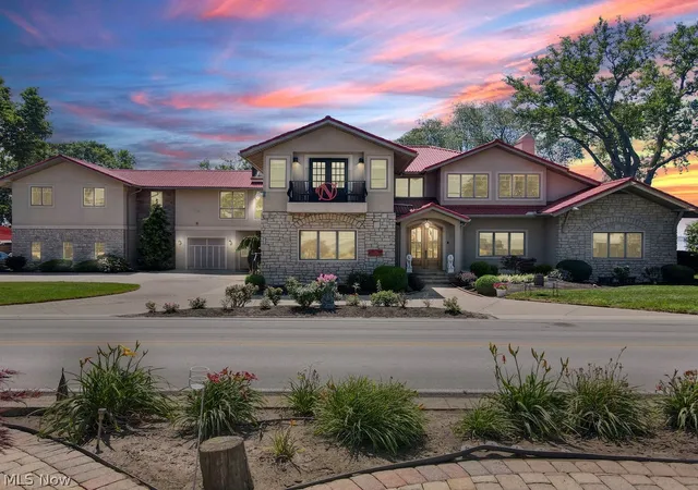 Photo 2 of Mansion for sale at 1431 Cedar Point Rd, Sandusky, OH 44870 | MLS# 5191371 | Listing updated on 2026-09-01