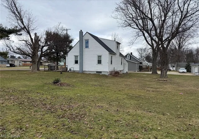 Homes for sale in Mansfield, OH | 888 Beal Rd, Mansfield, OH 44905 | MLS# 5191432