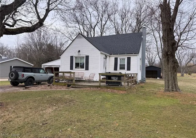 Homes for sale in Mansfield, OH | 888 Beal Rd, Mansfield, OH 44905 | MLS# 5191432
