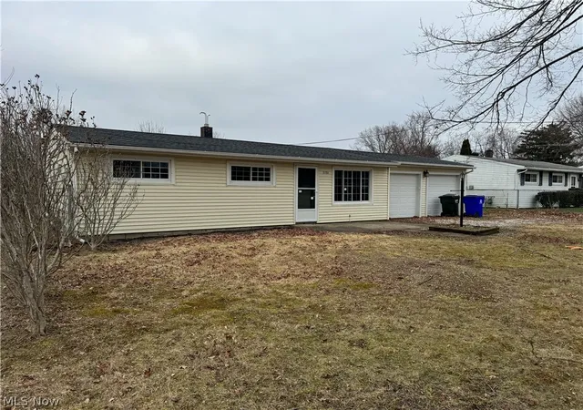 Homes for sale in Ravenna, OH | 3153 Polly Rd, Ravenna, OH 44266 | MLS# 5191449