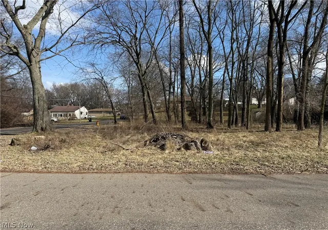 Homes for sale in Massillon, OH | Pershing Ave Nw, Massillon, OH 44646 | MLS# 5191412