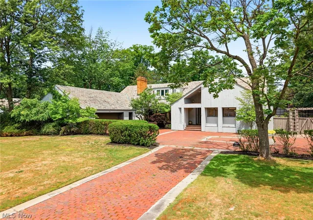Photo 1 of Mansion for sale at 4411 University Pkwy, University Heights, OH 44118 | MLS# 5191515 | Listing updated on 2026-10-06