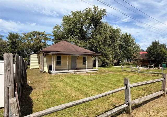 Photo 1 of Single family home for sale at 508 Laurel St, Parkersburg, WV 26101 | MLS# 5191606 | Listing updated on 2026-08-29