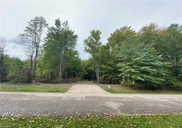 1st image of 29 Colony Dr, Alliance, OH 44601 | MLS# 5183609