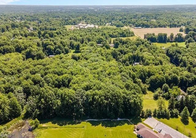 4th image of 29 Colony Dr, Alliance, OH 44601 | MLS# 5183609