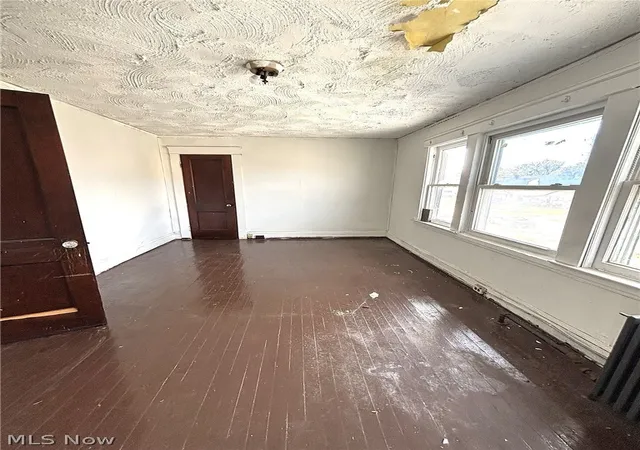 4th image of 4225 E 128Th St, Cleveland, OH 44105 | MLS# 5192415
