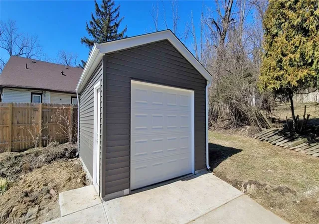 18th image of 4816 E 135th St, Cleveland, OH 44125 | MLS# 5192489