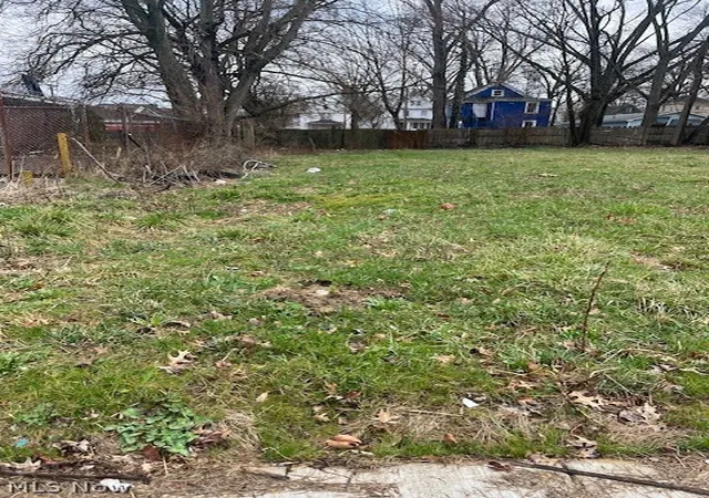 Photo 3 of Land for sale at 805 Sumner St, Akron, OH 44311 | MLS# 5192608 | Listing updated on 2026-03-12