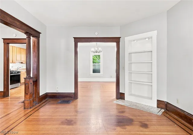 Listing Photo 3 - Condo for sale in building located at 1303 Castle Ave, Cleveland, OH 44113