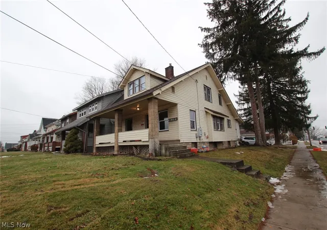 Listing Photo 3 - Condo for sale in building located at 56 N Osborn, Youngstown, OH 44509