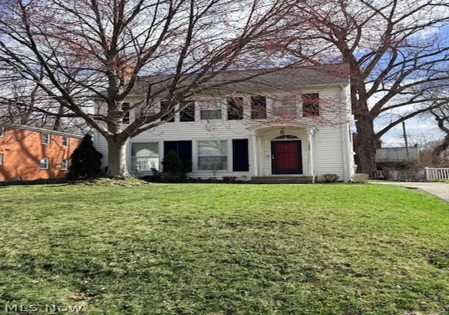 Homes for sale in Shaker Heights, OH | 3557 Glencairn Rd, Shaker Heights, OH 44122 | MLS# 5193091