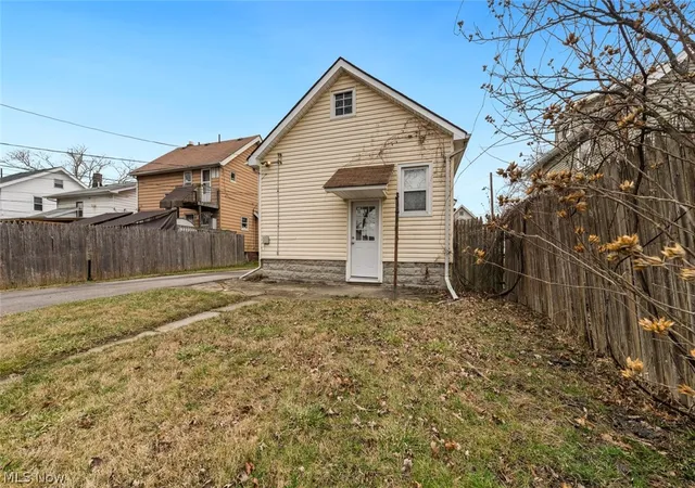 Homes for sale in Cleveland, OH | 3753 W 139th St, Cleveland, OH 44111 | MLS# 5192967