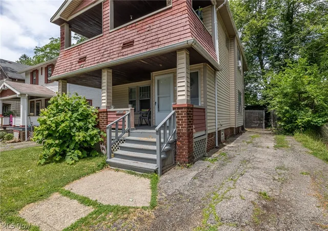 Homes for sale in Cleveland, OH | 13609 Eaglesmere Ave, Cleveland, OH 44110 | MLS# 5193208