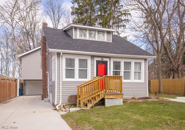 Homes for sale in Akron, OH | 3782 Edgepark Dr, Akron, OH 44319 | MLS# 5192502