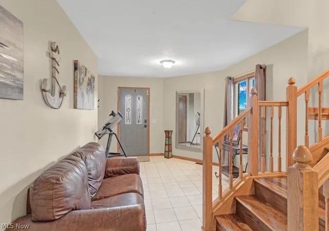 5th image of 34 Iroquois Trl, Malvern, OH 44644 | MLS# 5193439