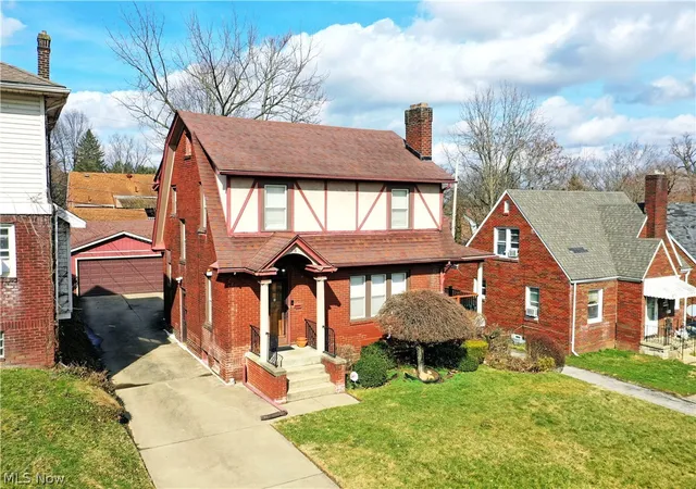 Single family home for sale at 218 Upland Ave, Youngstown, OH 44504 | MLS# 5193554