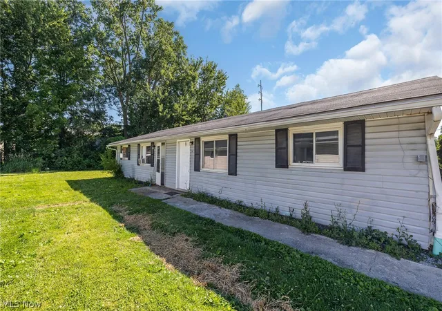 20th image of 211 Brace Ave, Elyria, OH 44035 | MLS# 5191632