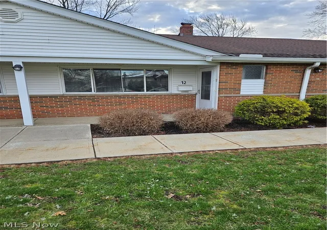 Homes for sale in North Olmsted, OH | 25600 Country Club Blvd #12, North Olmsted, OH 44070 | MLS# 5193834