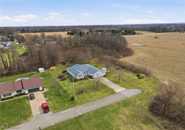 4th image of 28 Lake Park Rd, Conneaut, OH 44030 | MLS# 5193861