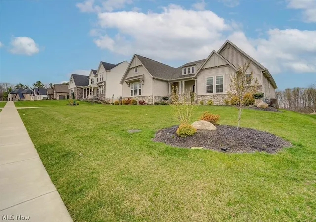 Photo 2 of Single family home for sale at 2848 Galway Dr, Brunswick, OH 44212 | MLS# 5194141 | Listing updated on 2026-08-01