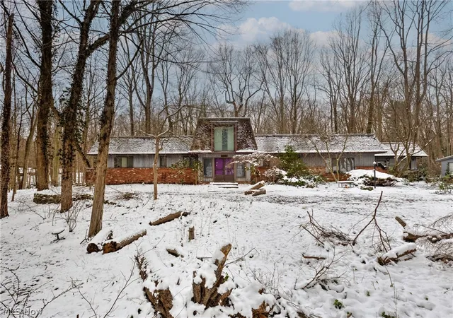 1st image of 50 Redfern Dr, Youngstown, OH 44505 | MLS# 5194122