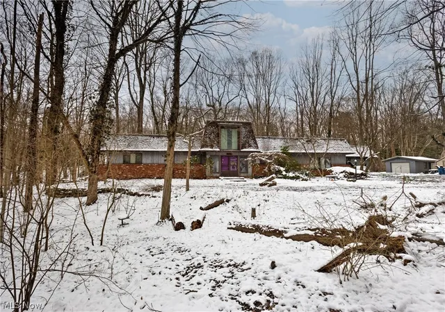 2nd image of 50 Redfern Dr, Youngstown, OH 44505 | MLS# 5194122