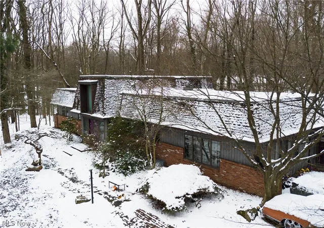 3rd image of 50 Redfern Dr, Youngstown, OH 44505 | MLS# 5194122