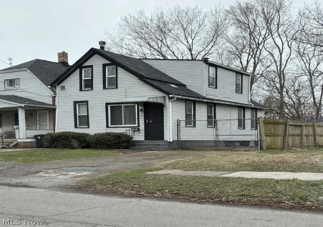 Homes for sale in Cleveland, OH | 3606 E 54Th St, Cleveland, OH 44105 | MLS# 5194231