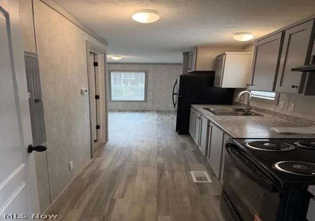 4th image of 62 Hyland Dr, Akron, OH 44312 | MLS# 5194307