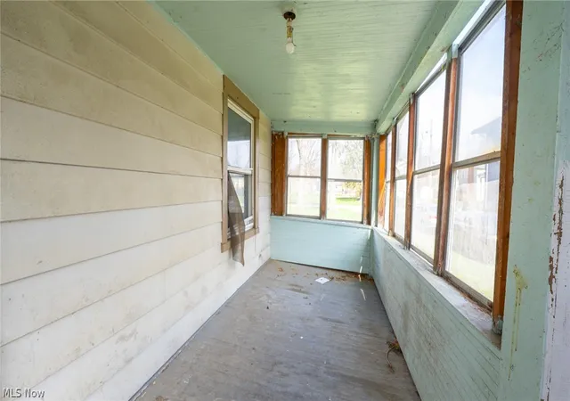 Photo 4 of Sale Pending at 318 11th Street, Elyria, OH 44035 | MLS# 5194179 | Listing updated on 2026-07-29