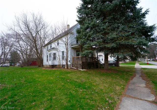 3rd image of 148 Oak St, Elyria, OH 44035 | MLS# 5194207