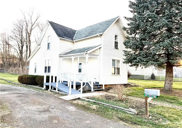 Homes for sale in Mansfield, OH | 90 Oak St, Mansfield, OH 44902 | MLS# 5194653