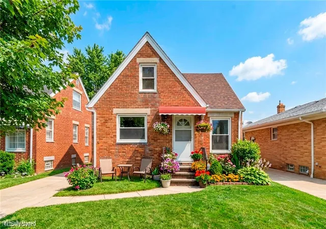 1st image of 3202 Parklane Dr, Cleveland, OH 44134 | MLS# 5194106