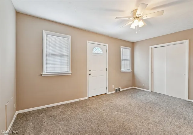 3rd image of 3932 S Main St, Green, OH 44319 | MLS# 5194728
