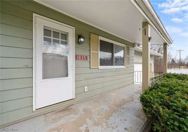 Photo 3 of Single family home for sale at 1835 Windham Rd, Newton Falls, OH 44444 | MLS# 5194520 | Listing updated on 2026-07-07