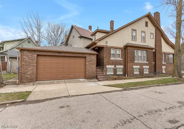Homes for sale in Cleveland, OH | 1470 Ansel, Cleveland, OH 44106 | MLS# 5194952