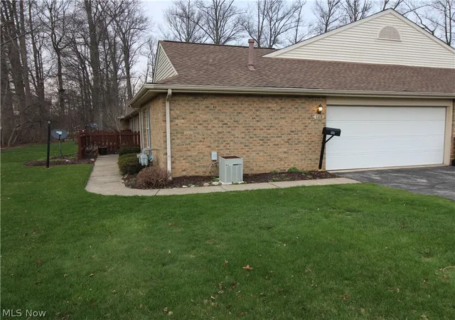 2nd image of 148 Bentley Dr, Elyria, OH 44035 | MLS# 5194449