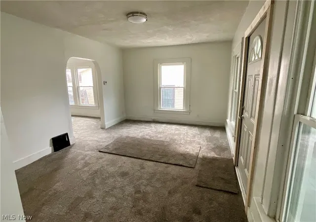 3rd image of 425 Spaulding St, Akron, OH 44310 | MLS# 5194752