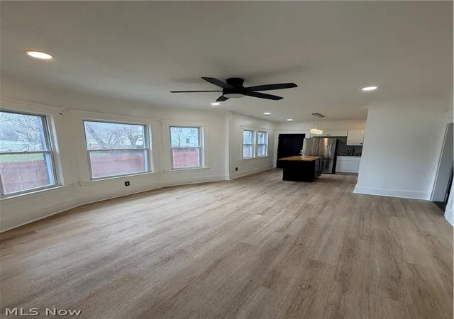 Listing Photo 4 - Condo for sale in building located at 10222 Parkgate Ave, Cleveland, OH 44108