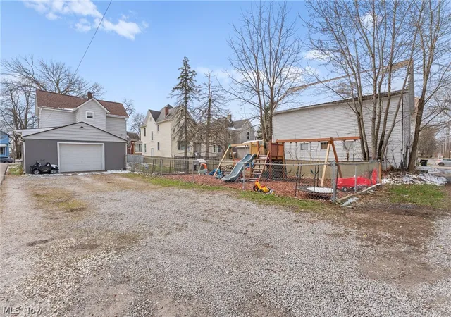 32nd image of 125 E Indiana Ave, Sebring, OH 44672 | MLS# 5194314