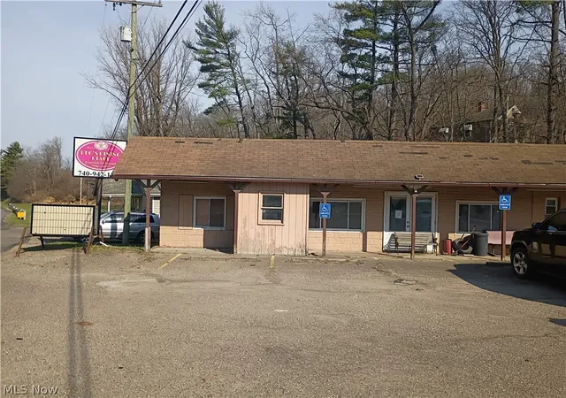 4th image of 42250 Cadiz Dennison Rd, Cadiz, OH 43907 | MLS# 5193667