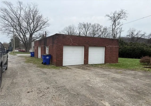 Homes for sale in East Liverpool, OH | 410 Palissey St, East Liverpool, OH 43920 | MLS# 5195180