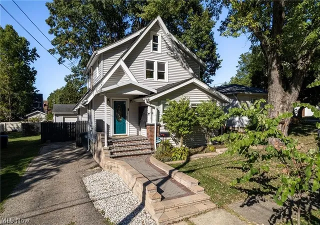 Photo 1 of Sale Pending at 41 E Rosewood Ave, Akron, OH 44301 | MLS# 5195260 | Listing updated on 2026-07-02